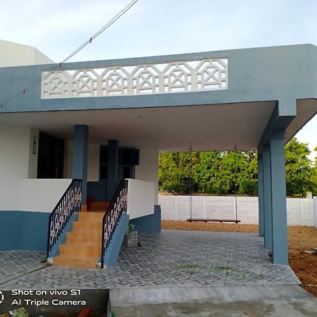 Madura Homestay - Gorgeous Home With 2Bhk 5 Minutes From Nh44 Maduraj Zewnętrze zdjęcie